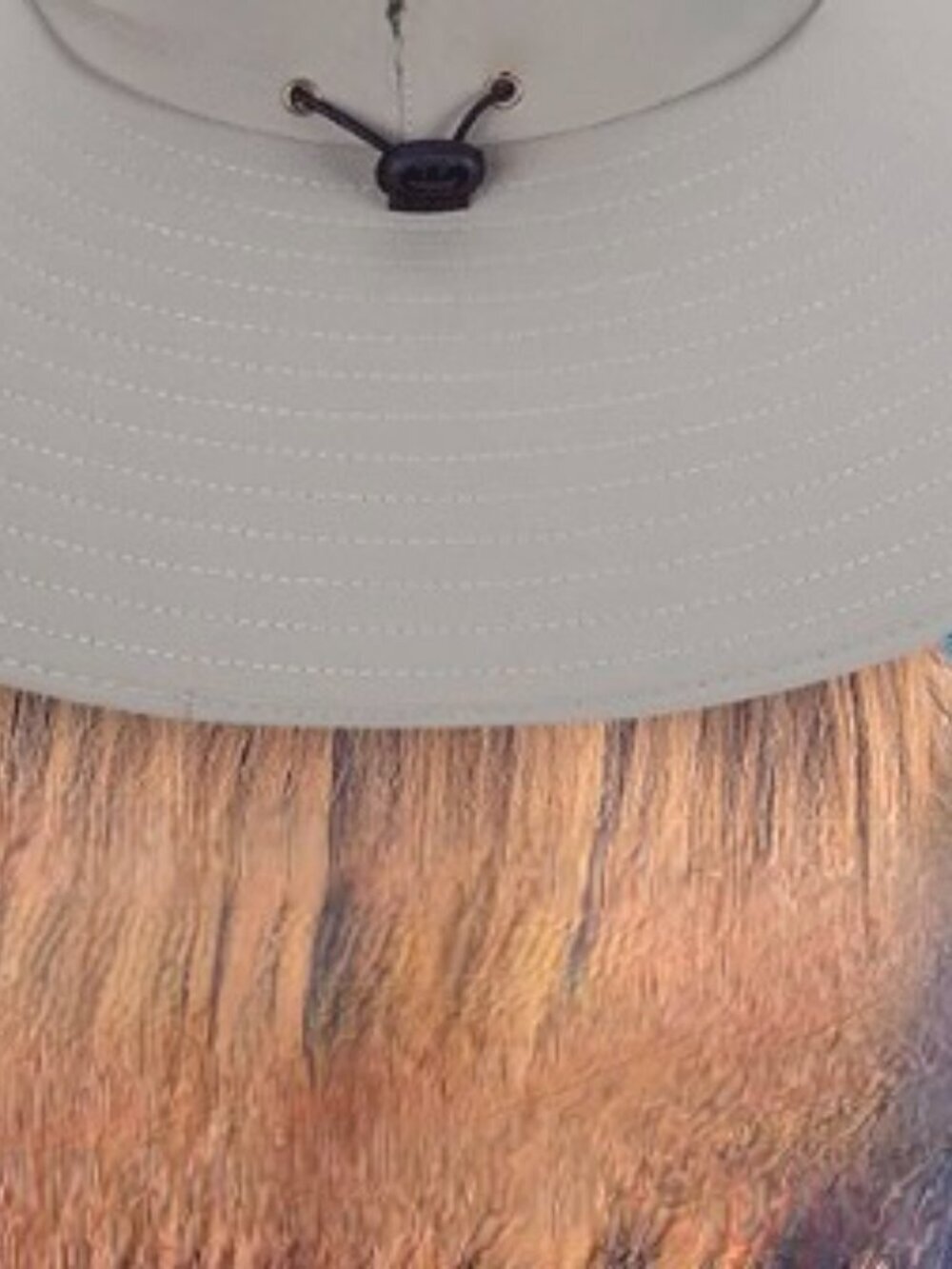 Leotruny Sun Hat Super Wide Brim UPF50+ Waterproof Mesh Vent UNISEX - Picture 4 of 5